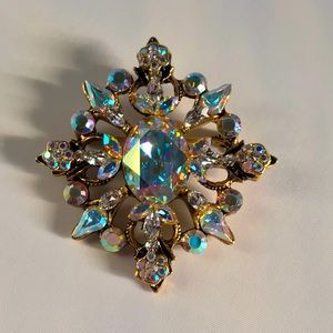 Vintage Kirks Folly pin / brooch